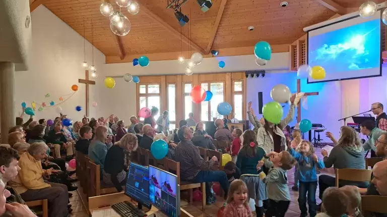 Freudenfeier mit Luftbalons